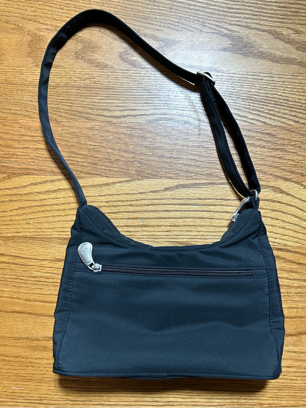 Women’s Ameribag Healthy Back Shoulder Bag Black With Silver Accent — image 2 of 8